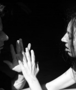 Bizarr venomous Bild 2