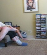 Er sucht Sie/Ihn Spanking_Boy Bild 3