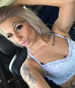 Hobbyhure Mina_Alpina Bild 2