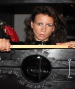 Bizarr Indira Bild 2